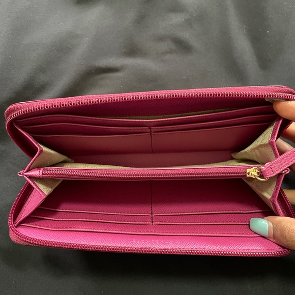 Micheal Kors Maroon Wallet - Picture 3 of 3